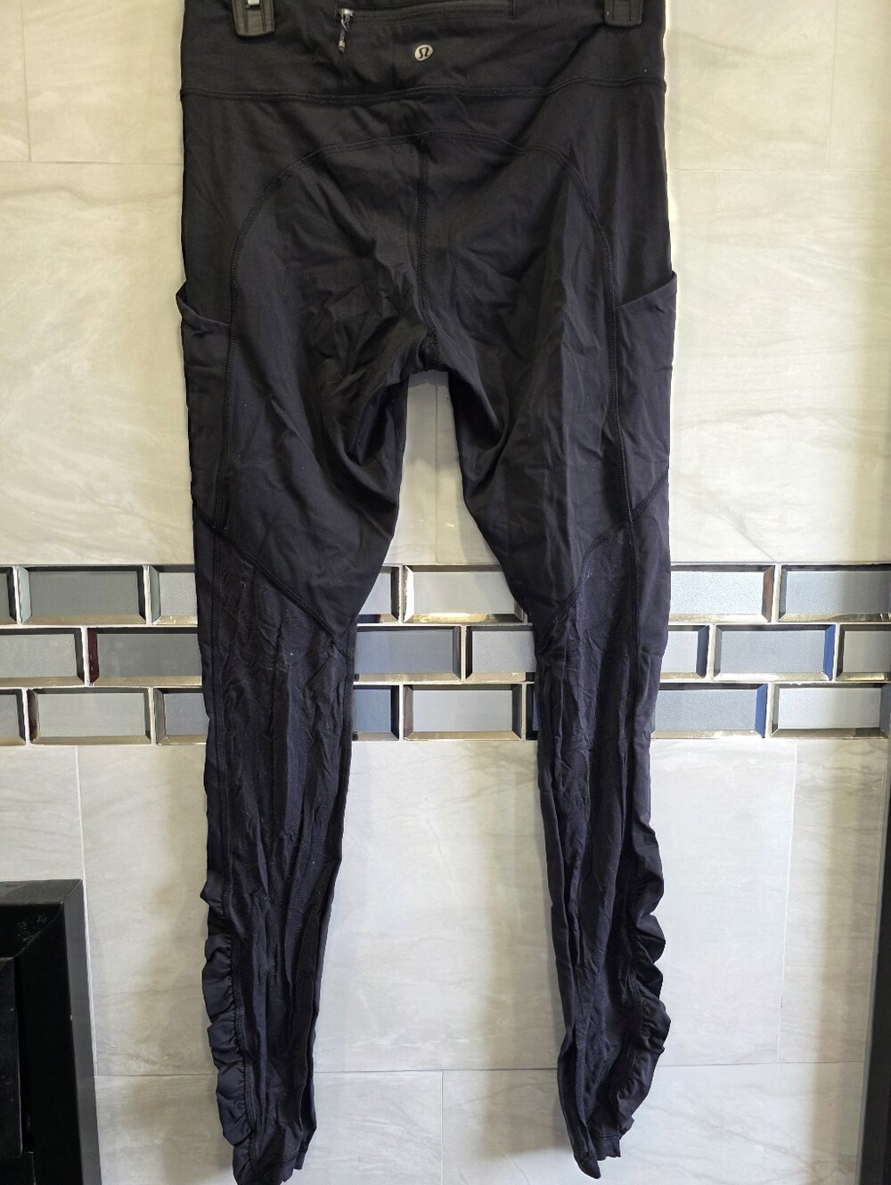 lululemon athletica Black ruched-hem leggings